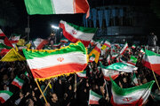 İran halkının vatan sevgisi (+video)