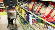 عرضه کالاهای اساسی با نرخ قدیم تا اتمام انبار