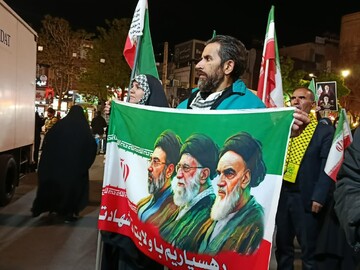 حضور پرشور بانوان دلیجان در بیعت با رهبر معظم انقلاب