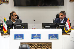 زمینه زیارت حرم امام علی برای آسیب‌دیدگان جنگ رمضان در اصفهان فراهم شد