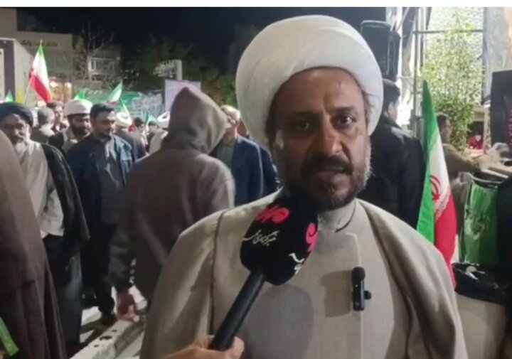 حماسه مردمی در کردستان ادامه دارد؛ سنندج صحنه وحدت و حمایت از وطن