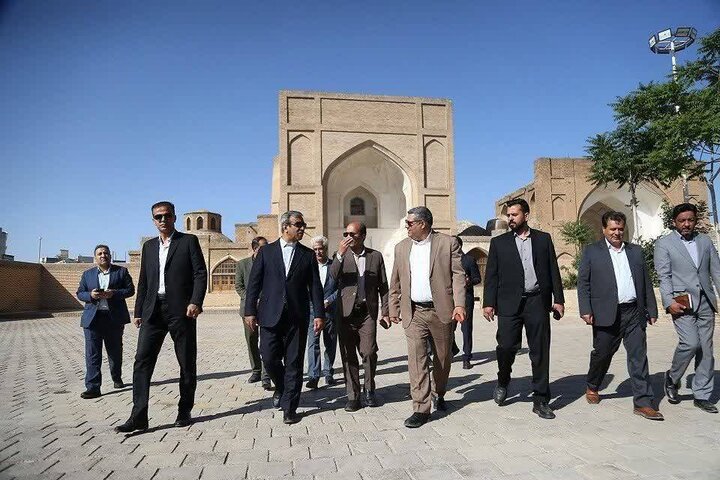 استاندار خراسان رضوی از مجموعه فرهنگی_تاریخی قطب‌الدین حیدر بازدید کرد