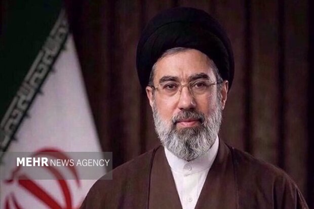 قائد الثورة يعلن تدابير جديدة لمواجهة الأعداء بكل قوة