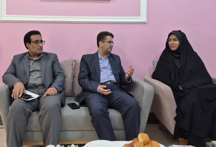 مدیرکل کمیته امداد بوشهر: ۳۷ هزار خانوار تحت حمایت هستند مدیرکل کمیته امداد بوشهر: ۳۷ هزار خانوار تحت حمایت هستند