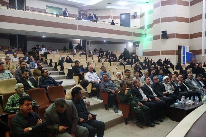 فرماندار تنگستان: معلمان سرمایههای اصلی توسعه جامعه هستند