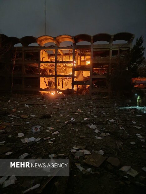 ساختمان سازمان جهاد کشاورزی لرستان ۶۳ روز بعد از حمله دشمن