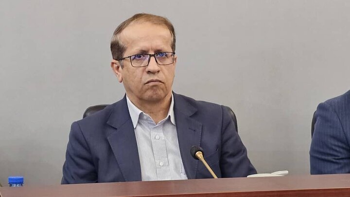 فرماندار دیر: مسئولان از هیچ تلاشی برای رفع مشکلات مردم  دریغ نکنید