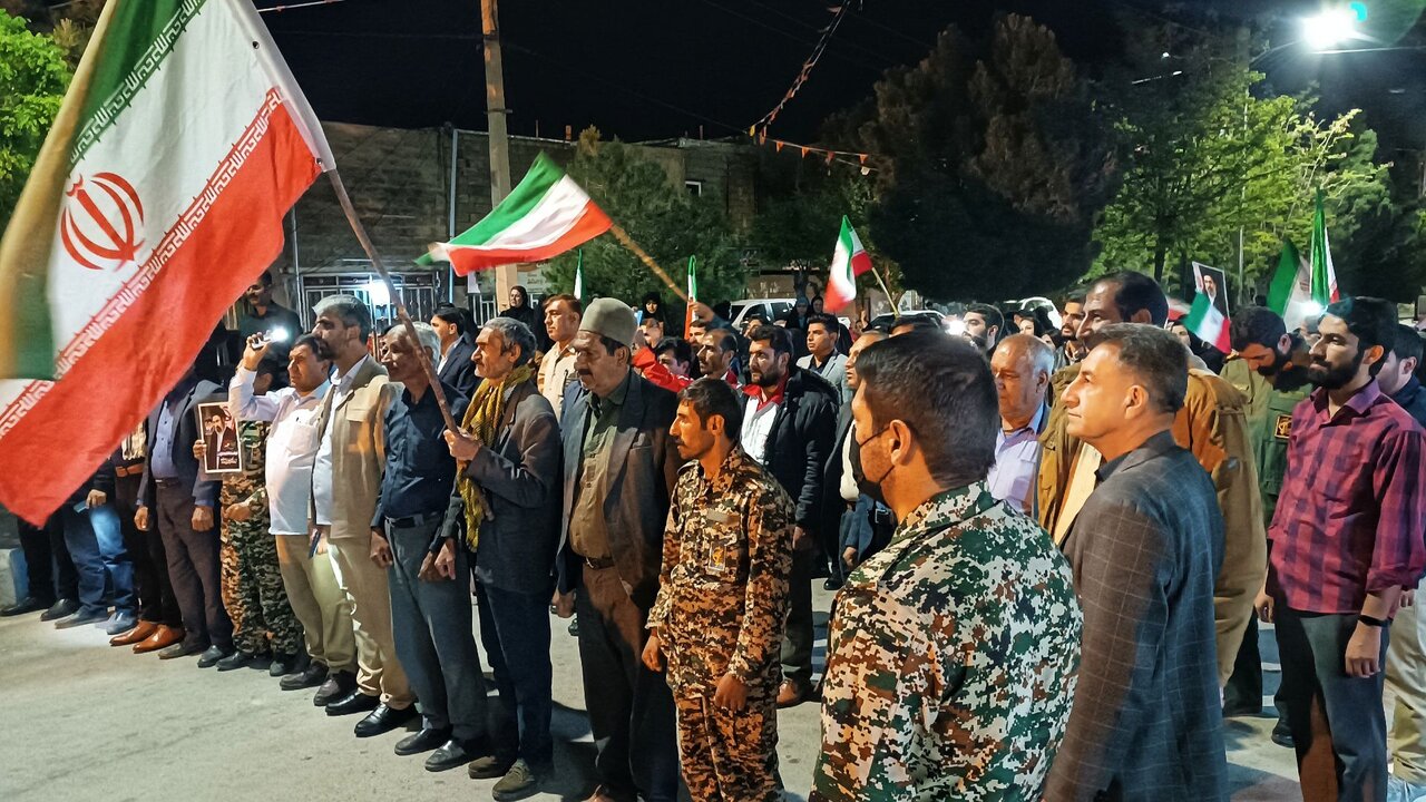 تجمع باشکوه مردم مارگون در هفتادهمین شب دفاع از رهبری