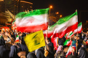 اجتماع حماسی مردم اصفهان در میدان احمدآباد