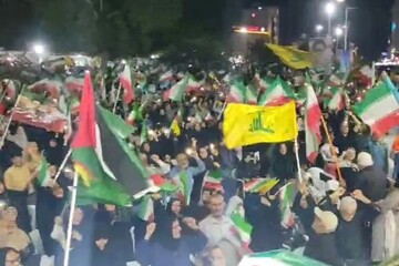 تجمع باشکوه مردم بوشهر در دفاع از انقلاب و رهبری