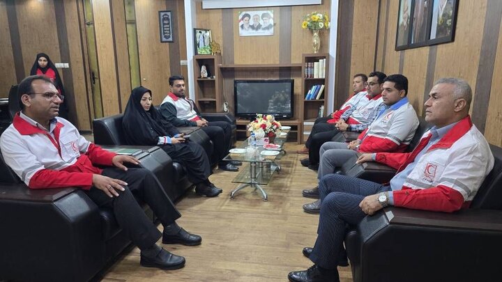 فرماندار گناوه: پایگاه دریایی هلال احمر نقش مهمی در عملیات امدادی دارد
