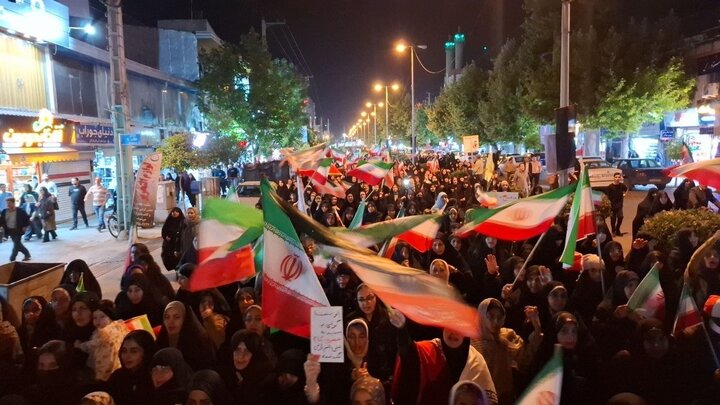 نکا در شب هفتاد و دوم خروشید