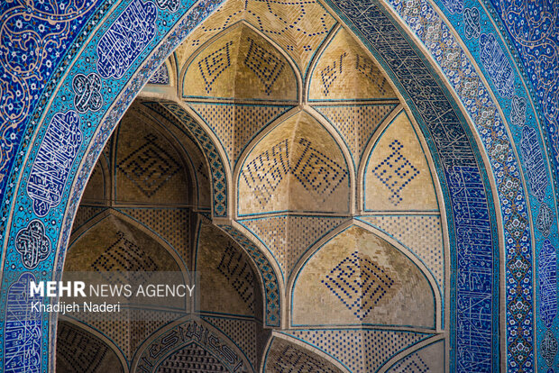مسجدجامع عتیق اصفهان، شکوه معماری ایرانی