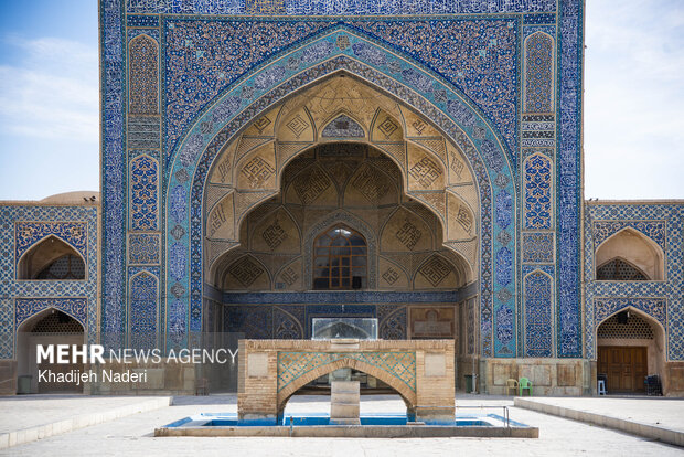 مسجدجامع عتیق اصفهان، شکوه معماری ایرانی