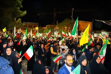 اجتماع پرشور مردم ساوه در بیعت با رهبر معظم انقلاب