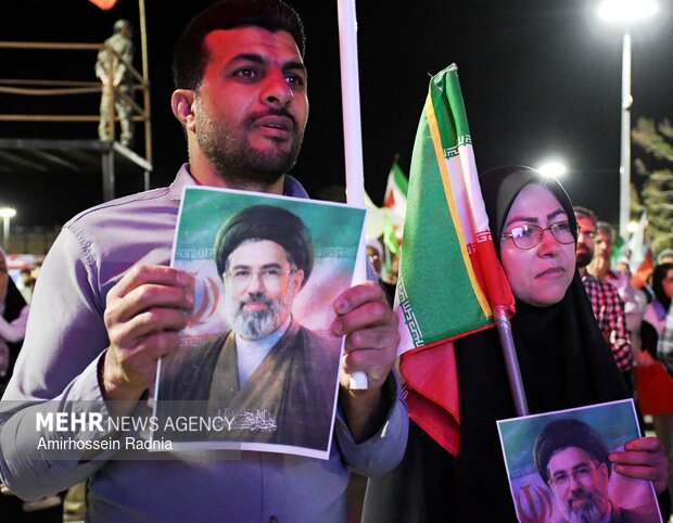 اجتماع بیعت با رهبری در بیرجند