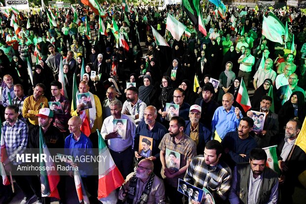 اجتماع بیعت با رهبری در بیرجند