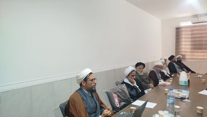 رئیس تبلیغات اسلامی گناوه: اولویت اصلی مساجد جهاد تبیین است