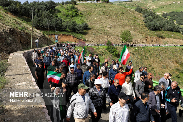 همایش پیاده روی خانوادگی در آبیدر سنندج