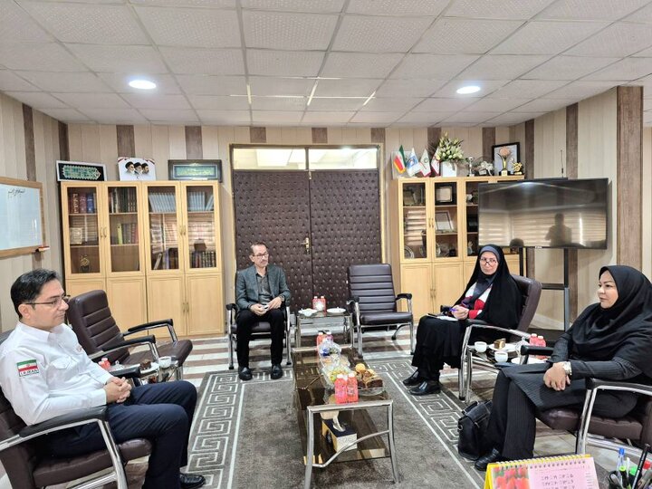 حسنی خونسار: کتابخانه‌های عمومی بستر ترویج فرهنگ نوع‌دوستی هستند