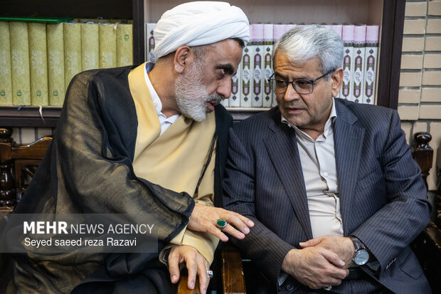 مراسم بزرگداشت والده رئیس سازمان جمعیت هلال احمر