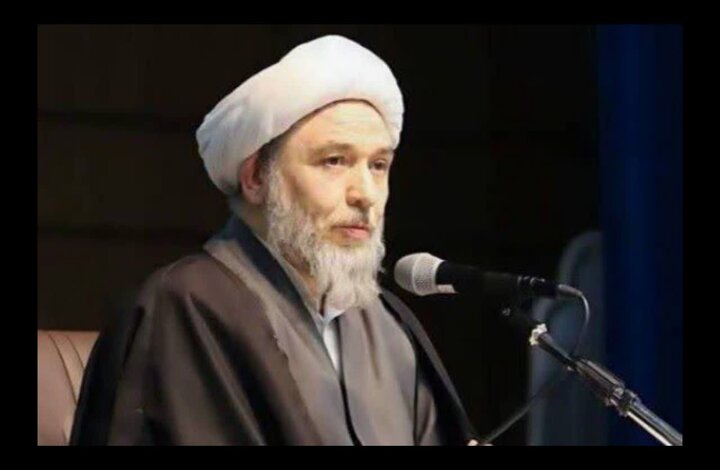 اینانلو: تبعیت از رهنمودهای رهبری عامل اصلی حفظ انسجام ملی است