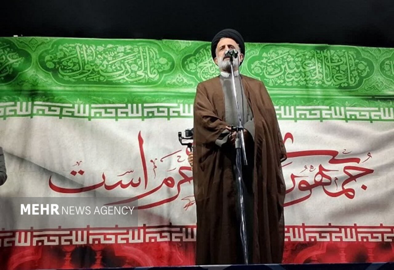 حجت الاسلام موسوی مقدم: حضور مردم پایه اصلی پیروزیهای انقلاب است حجت الاسلام موسوی مقدم: حضور مردم پایه اصلی پیروزیهای انقلاب است