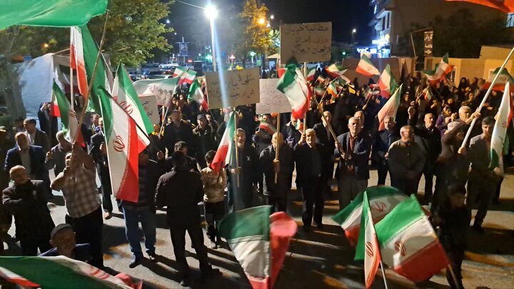تداوم حماسه سازی مردم مهاجران در هفتاد و سومین شب دفاع از وطن