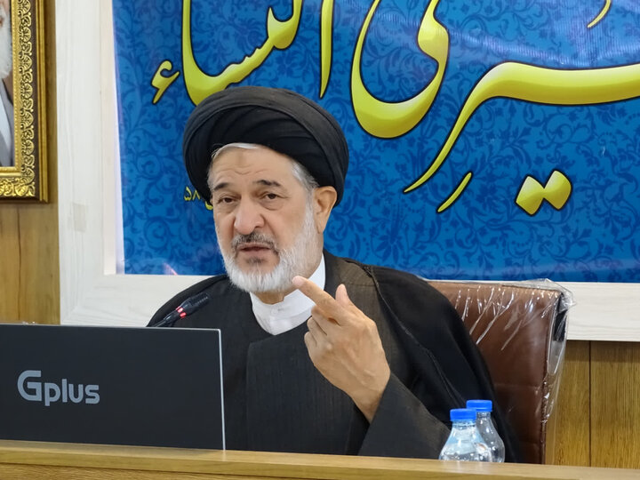مشاور رئیس‌جمهور: حوزه‌ها باید گره‌های جامعه را باز کنند