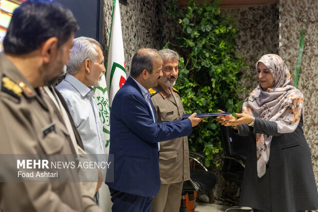 نشست اعلام نتایج نهایی بیست و سومین دوره کتاب سال دفاع مقدس