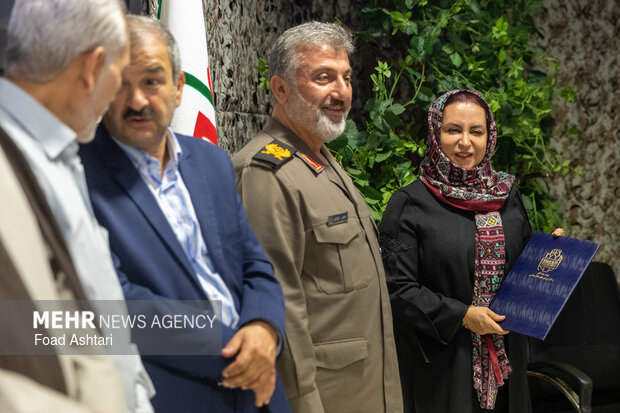 نشست اعلام نتایج نهایی بیست و سومین دوره کتاب سال دفاع مقدس