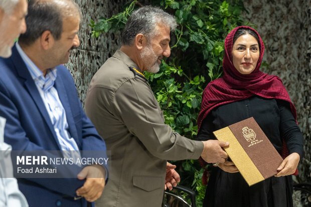 نشست اعلام نتایج نهایی بیست و سومین دوره کتاب سال دفاع مقدس