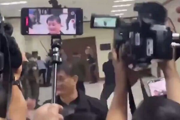 Gunshots ring out at Philippine Senate
