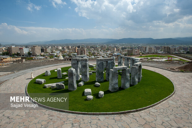 دنیای کوچک در ملایر