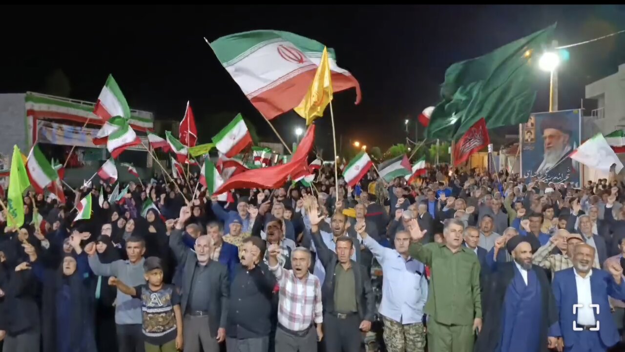 تجمع چرامی‌ها در شب‌های اقتدار به هفتاد و سومین شب رسید