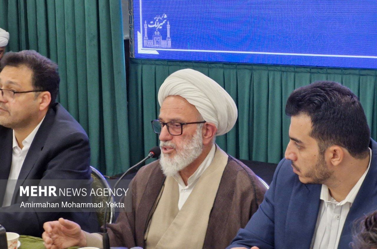 انتقاد امام جمعه لواسان از گران‌فروشی و احتکار در شرایط جنگ اقتصادی