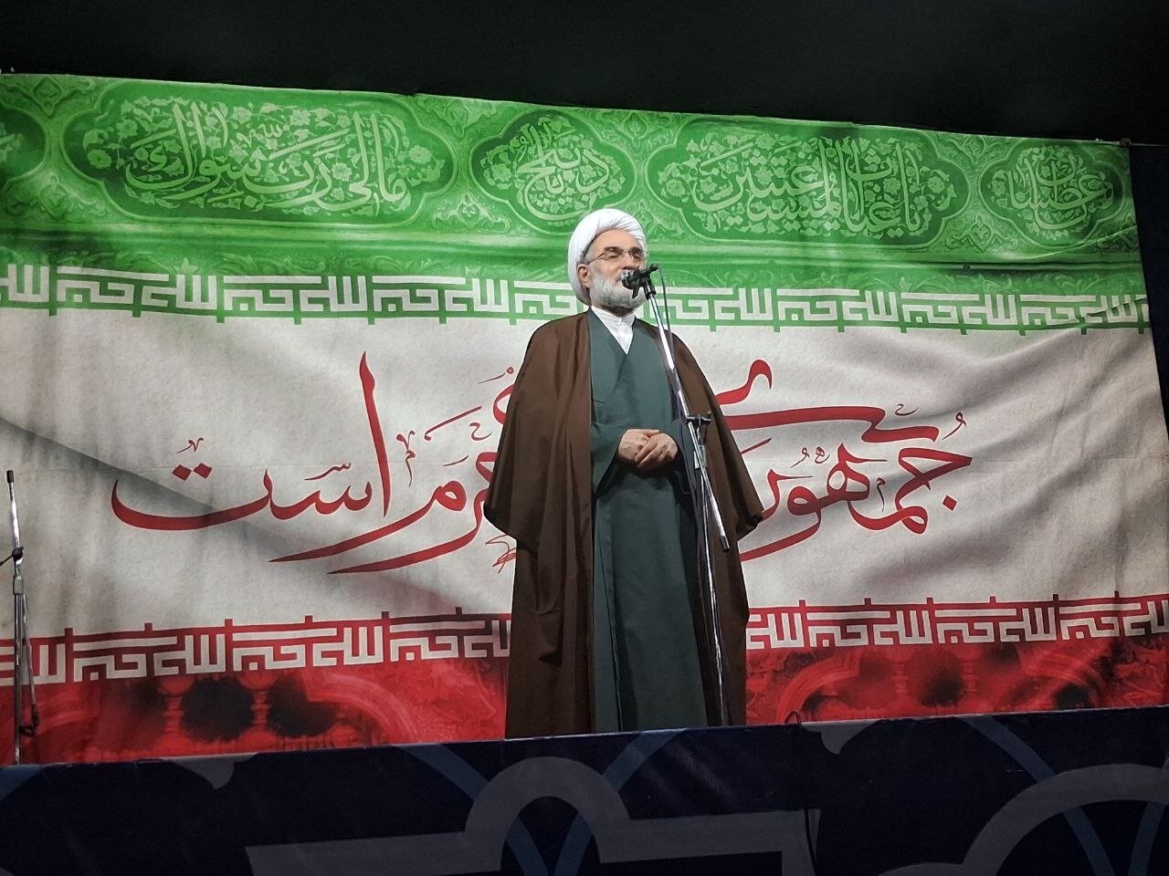 امام جمعه رشت: نظام اسلامی از نهضت جنگل درس استقلال آموخت امام جمعه رشت: نظام اسلامی از نهضت جنگل درس استقلال آموخت