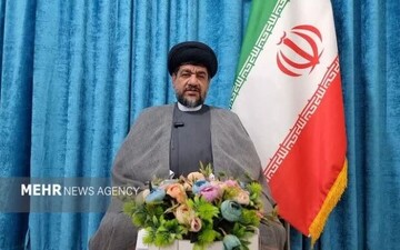 امام جمعه گناوه: توجه جدی به تحکیم بنیان خانواده و فرزندآوری ضروری است