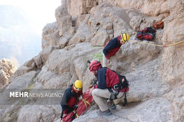 محبان: یک کوهنورد در ارتفاعات سملقان جان باخت و برادرش نجات یافت