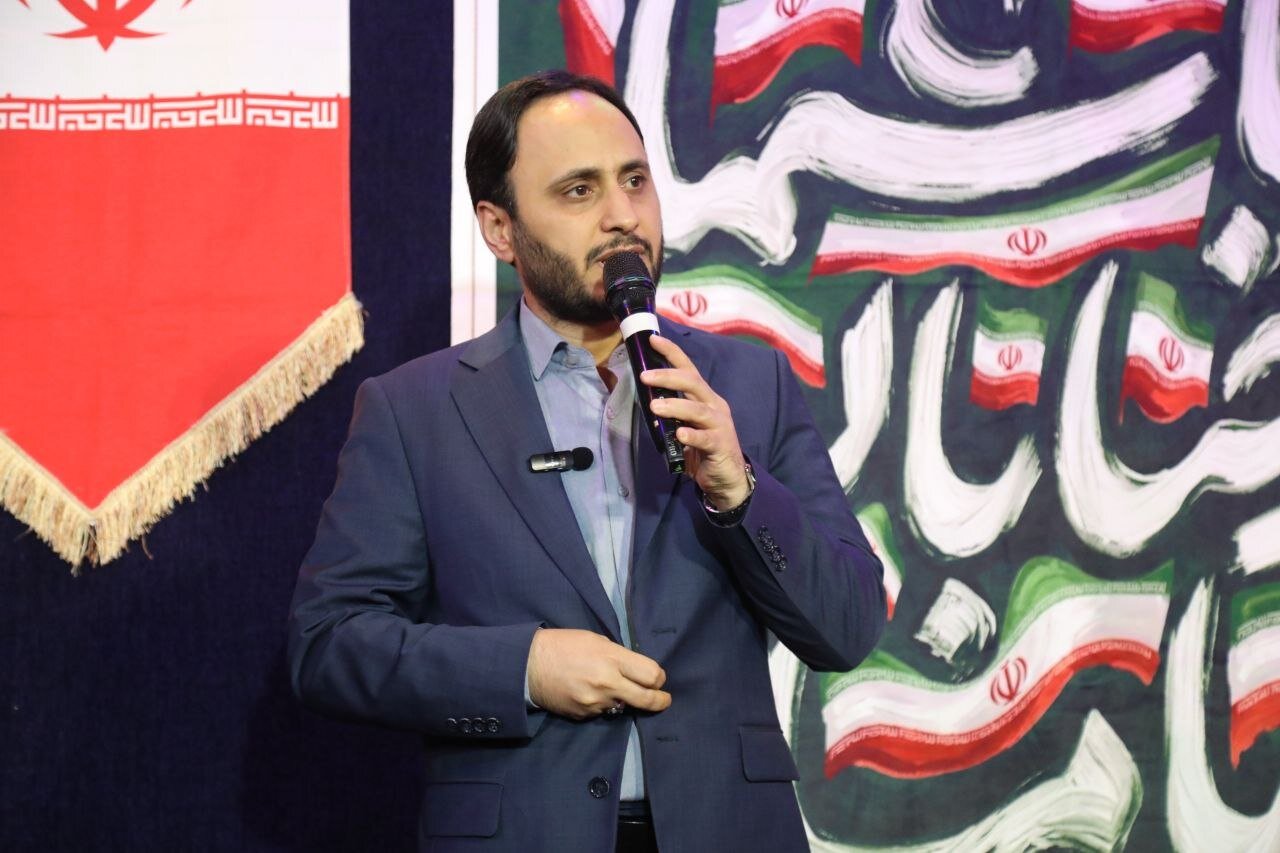 بهادری جهرمی: مقاومت ملت ایران معادلات دشمن را برهم زد