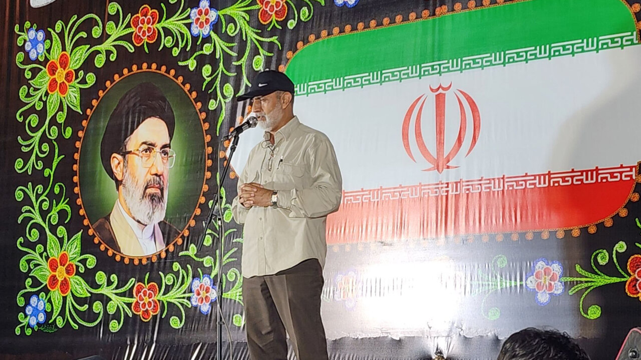 آمريكا،سردار،ملت،جنگ،اشاره،ايران،زورگويي،تنگه،رزمندگان،ونزوئ ...