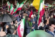 هفتاد و ششمین تجمع شبانه مردم تبریز زیر بارش باران برگزار شد