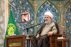 آیت الله اراکی: دوران اتکای حکام منطقه به آمریکا رو به پایان است