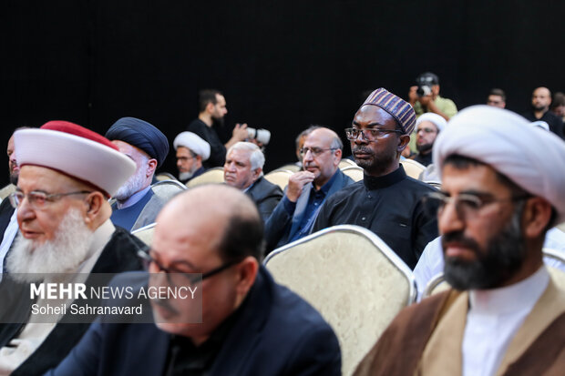 مراسم رونمایی از کتاب «حکایة السید»