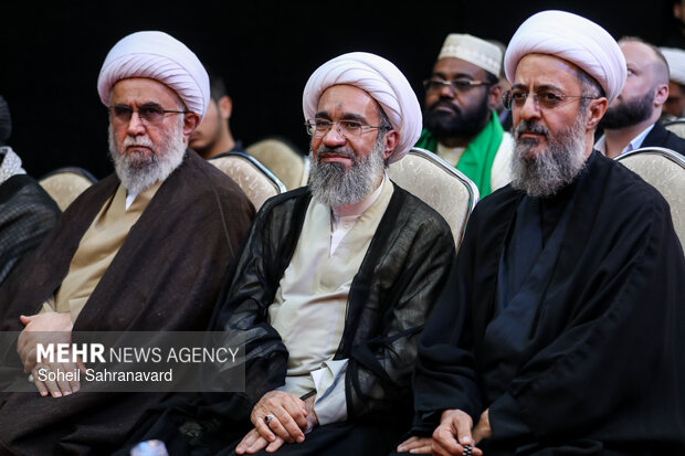 مراسم رونمایی از کتاب «حکایة السید»