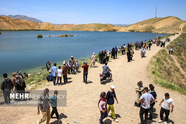 جشنواره بازی های بومی محلی روستای عبدل آباد بجنورد