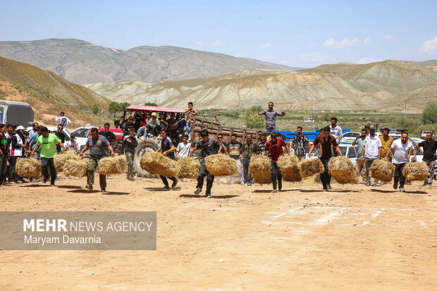 جشنواره بازی های بومی محلی روستای عبدل آباد بجنورد