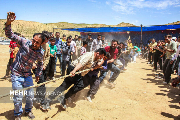 جشنواره بازی های بومی محلی روستای عبدل آباد بجنورد