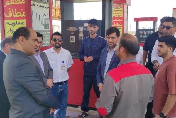 فرماندار عسلویه: سقف سوختگیری برای رفاه شهروندان افزایش یافت فرماندار عسلویه: سقف سوختگیری برای رفاه شهروندان افزایش یافت