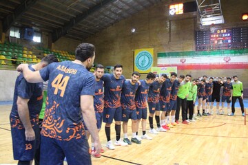 سوت شروع مجدد لیگ برتر هندبال در کرمان زده می‌شود